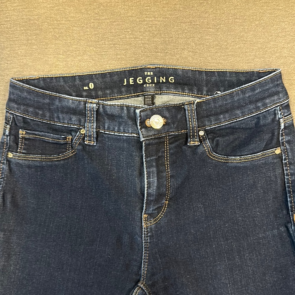 WHBM cropped blue jeggings size zero. Worn once!